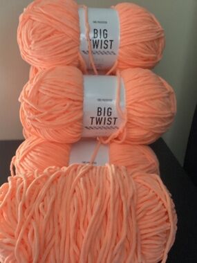 NWT Lot of 6, 5 new n 1 unused BIG TWIST POSH SHERBET GLOW YARN BULKY #5 233yds